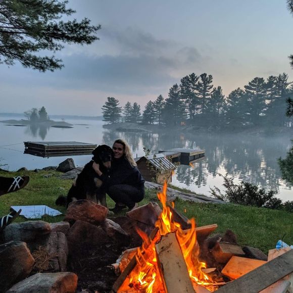 Meet your Posher, Sabrina - Picture 1 of 1